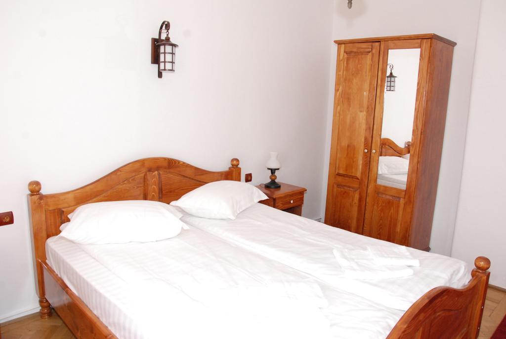 Hotel Vila Nicoleta à Sibiu Extérieur photo
